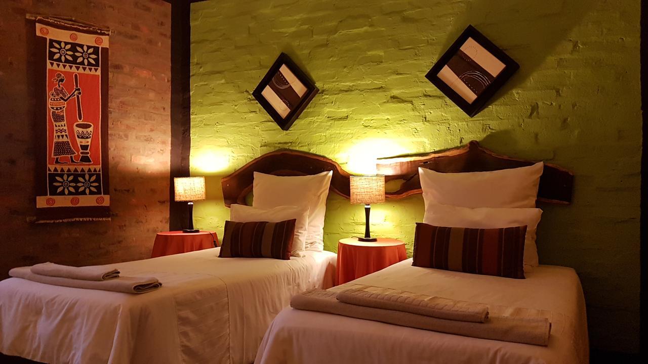 Ndlovu Lodge พริทอเรีย ภายนอก รูปภาพ